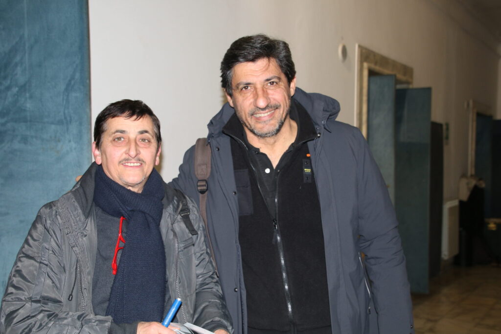 Fotografo di Foto Studio Ciak con l'attore Emilio Solfrizzi.